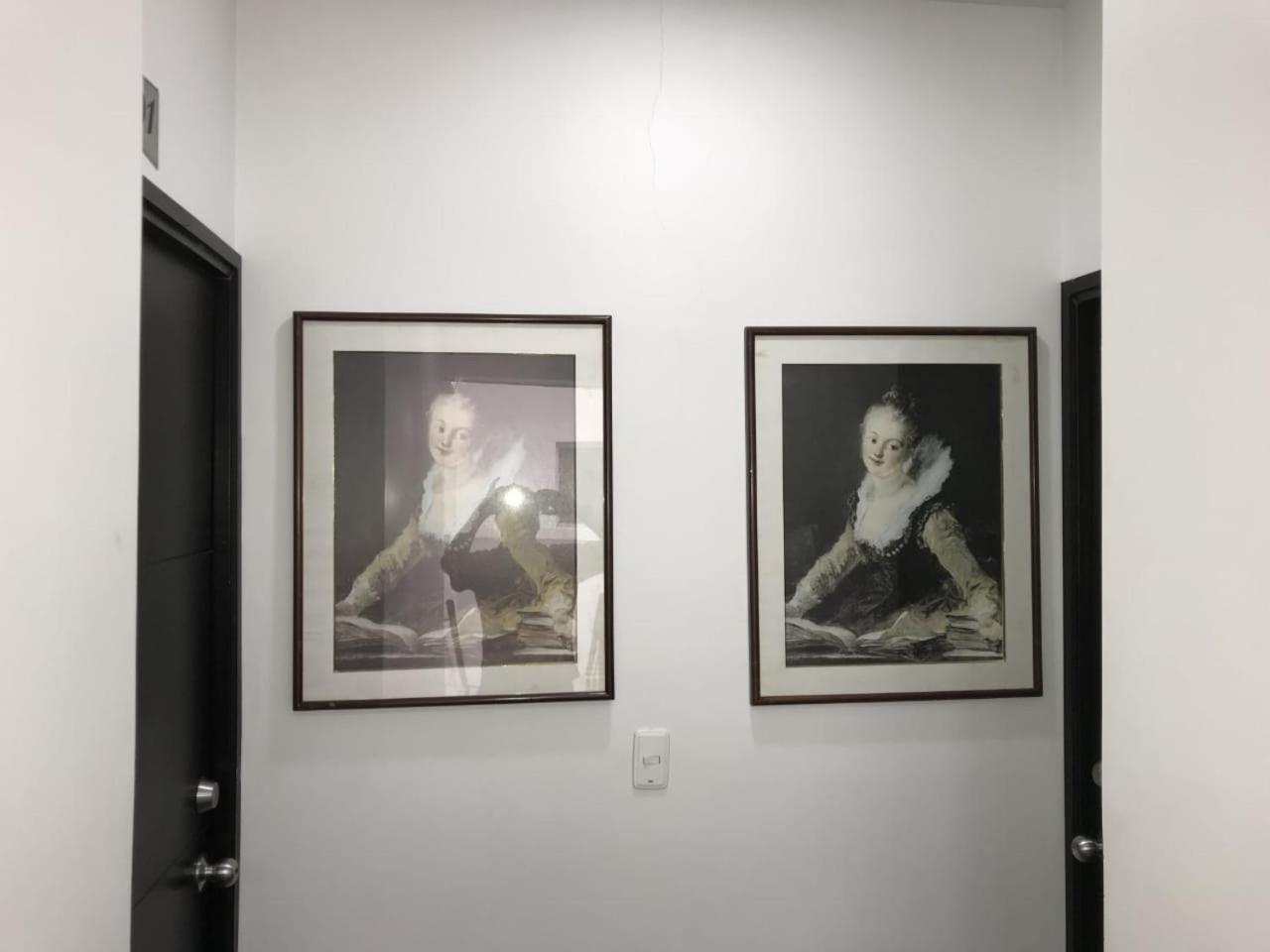 Apartaestudios Laureles メデジン エクステリア 写真