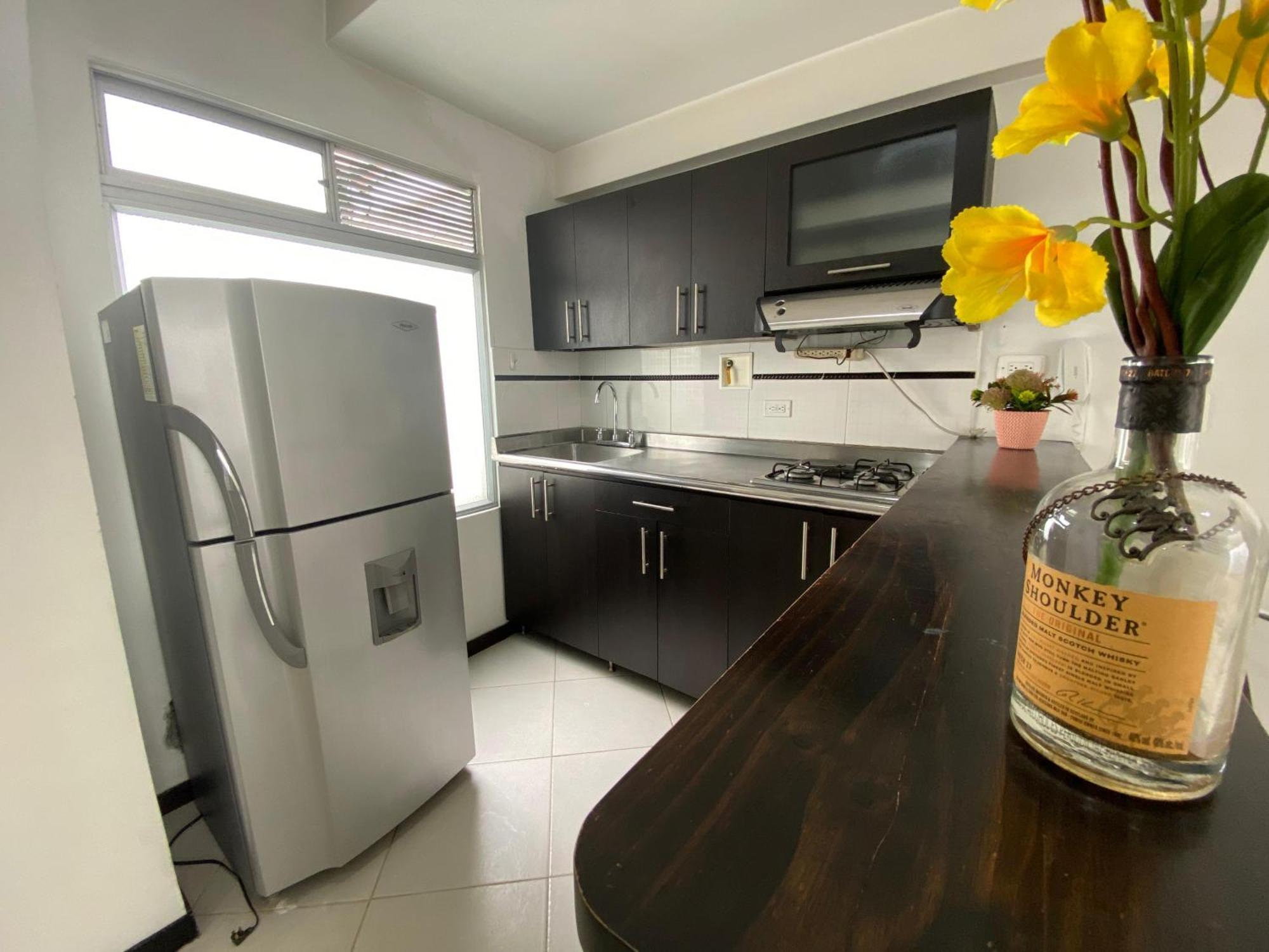 Apartaestudios Laureles メデジン エクステリア 写真